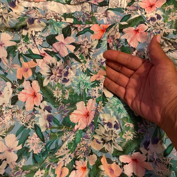 Zara Lightly Worn Silk Blend Floral Pants - L - Picture 4 of 13